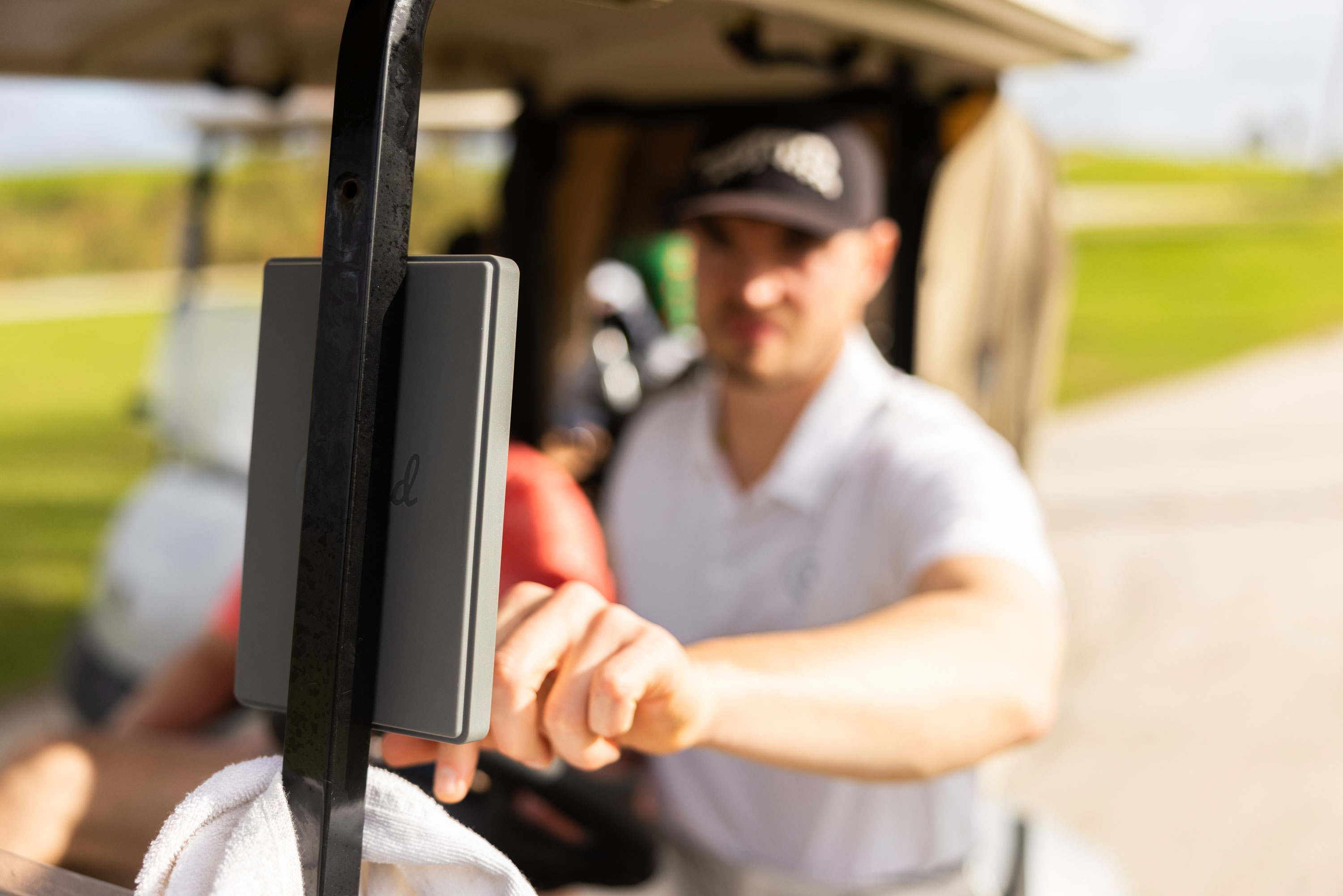 The Caddie from Pinned Golf has a strong magnet