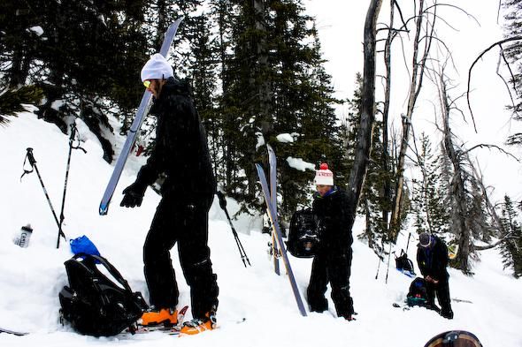 Geoff Kabush, Cameron Jette and Derek Zandstra in transition