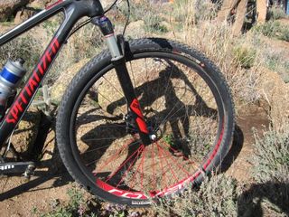 Claimed weight on the Specialized Roval Control Trail SL 29 wheels is just 1,530g, thanks in part to carbon fiber rims