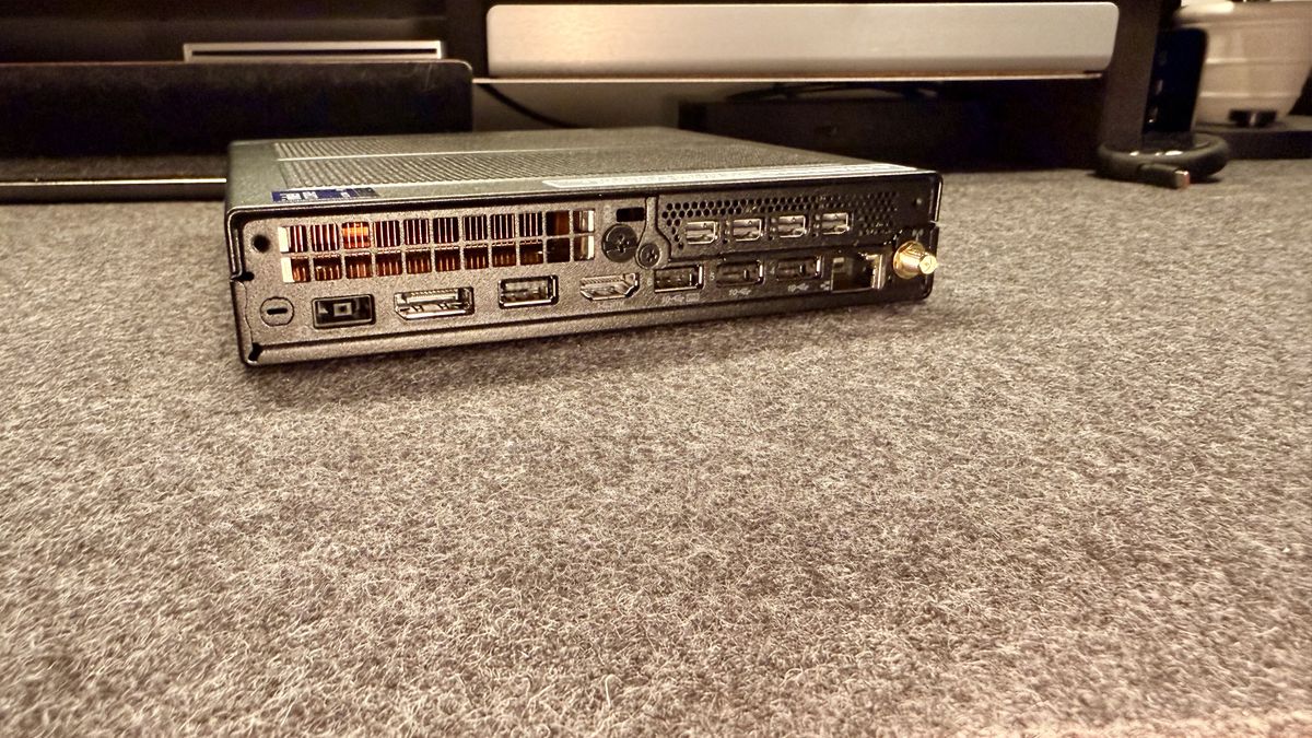Lenovo | P3 Tiny Gen 2