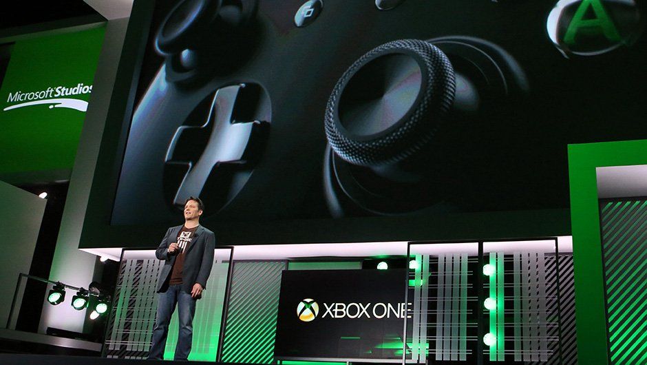 Xbox One angers hardcore gamers, gives PS4 a head start