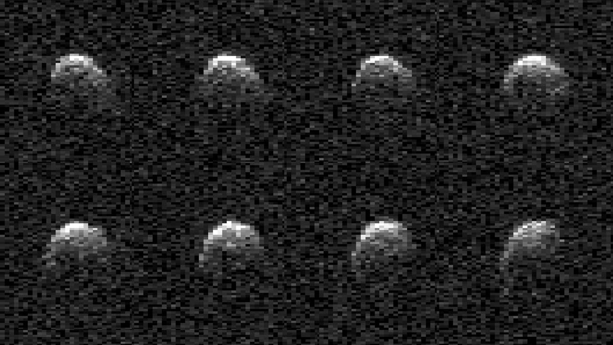 Radarové snímky NASA ukazují asteroid velikosti stadionu padající na Zemi během svého letu (fotografie)