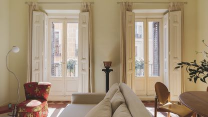 A Madrid apartment by Archive for Space