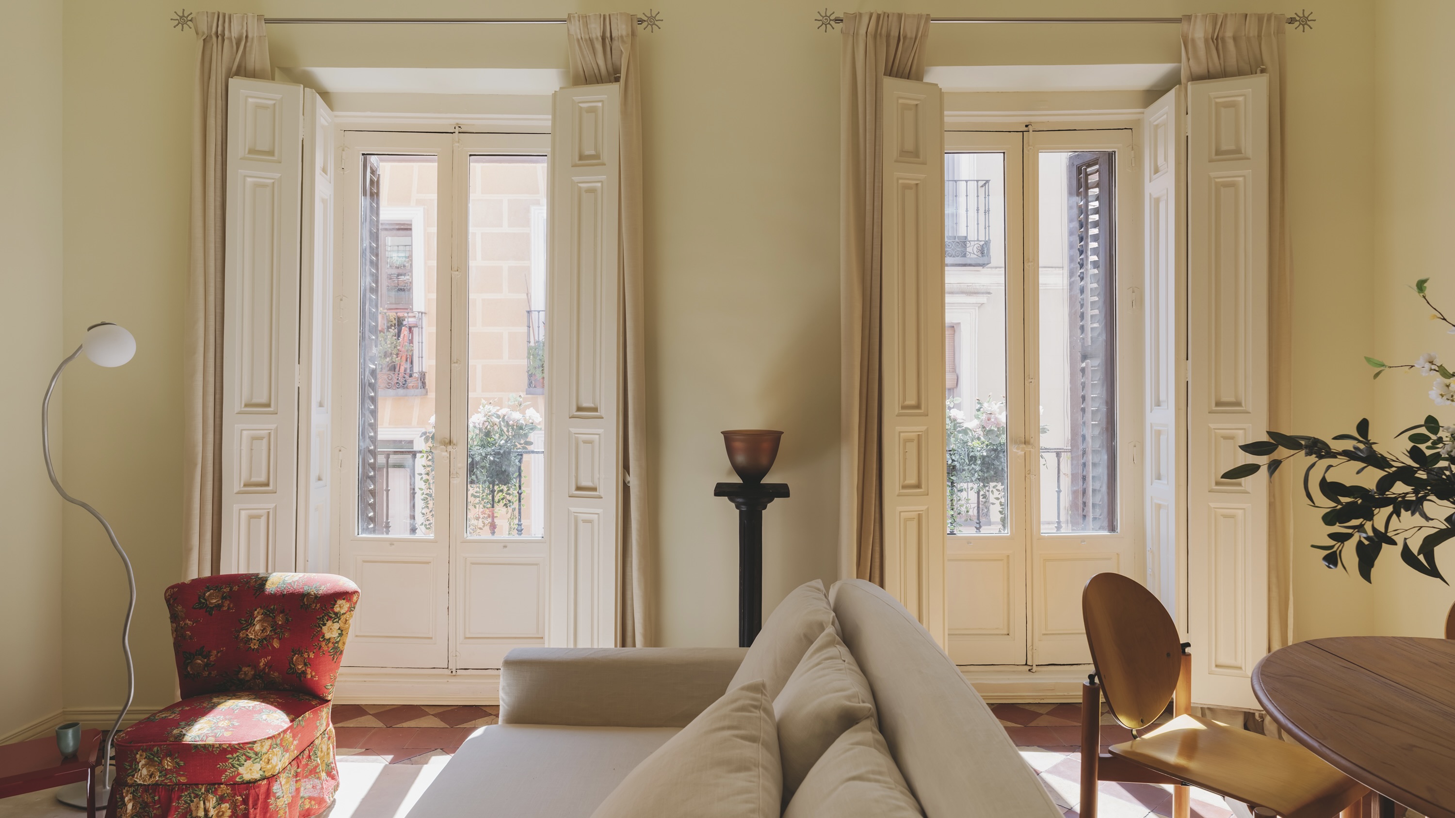 A Madrid apartment by Archive for Space