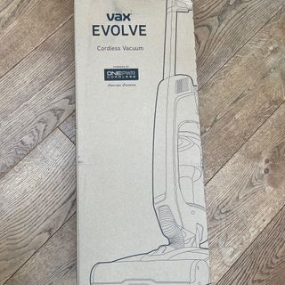 Image of Vax Evolve during unboxing at home