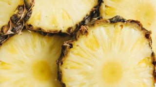 Foods you should never put in a juicer: pineapple