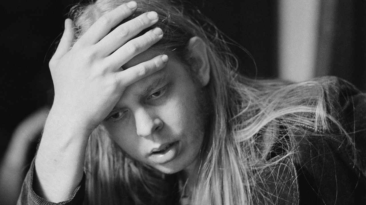 English keyboard player Rick Wakeman, of progressive rock group Yes, at a recording studio, 9th January 1975. (Photo by John Downing/Hulton Archive/Getty Images)
