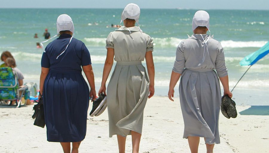 Rosanna Miller, Ada Byler and Maureen Byler at the beach