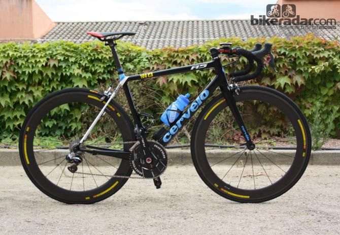 Dan Martin starts in Corsica a Cervelo R5 specially decorated for the start of the 100th Tour de France