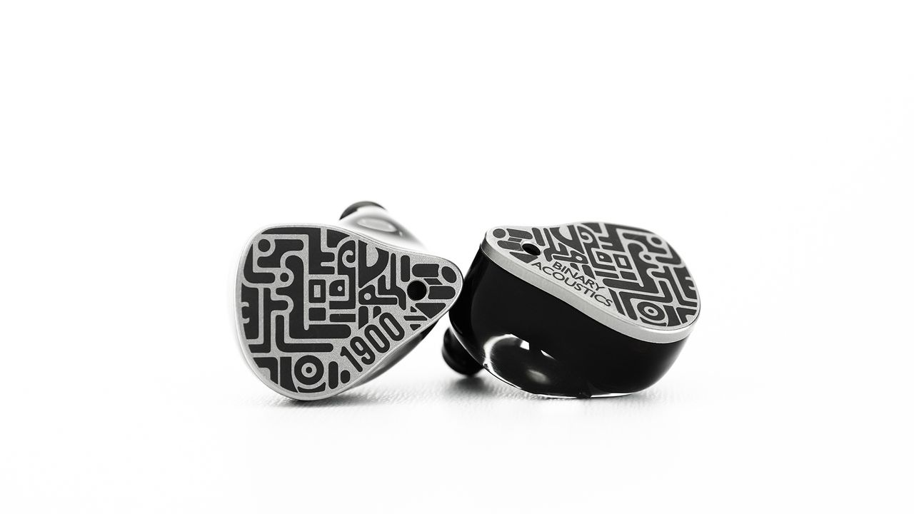 The Binary 1900 IEM.