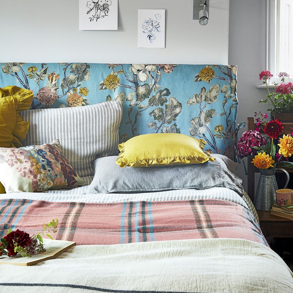 DIY headboard ideas to create a stunning backdrop for beds on a budget ...