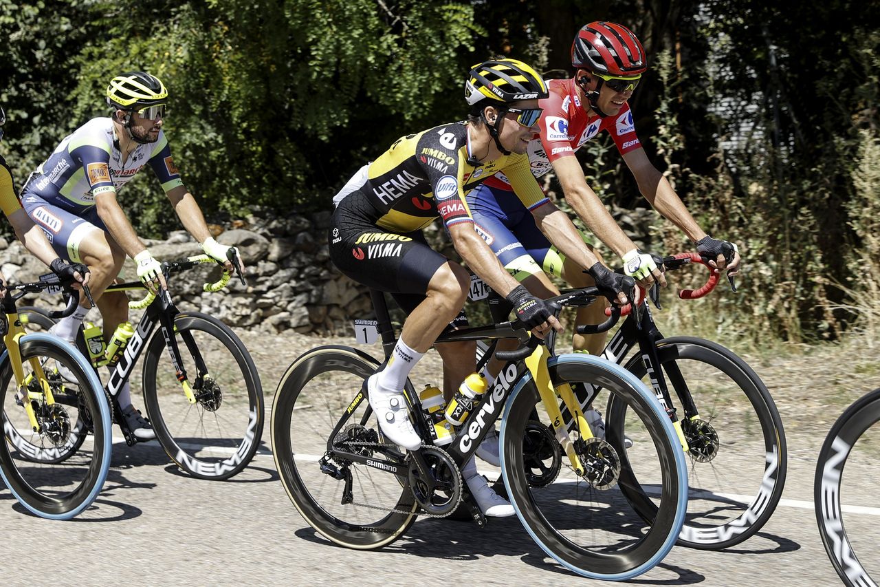Vuelta Espana 2021 - 76th Edition - 4th stage El Burgo de Osma - Molina de Aragon 163,9 km - 17/08/2021 - Primoz Roglic (SLO - Jumbo - Visma) - Rein Taaramae (EST - Intermarche' - Wanty - Gobert Materiaux) - photo Luis Angel Gomez/BettiniPhoto&Acirc;&copy;2021