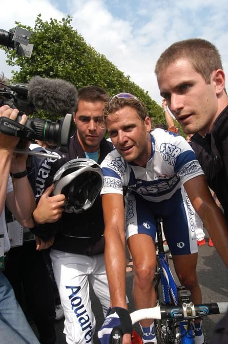 Alessandro Petacchi was in demand at the 2003 Tour de France.
