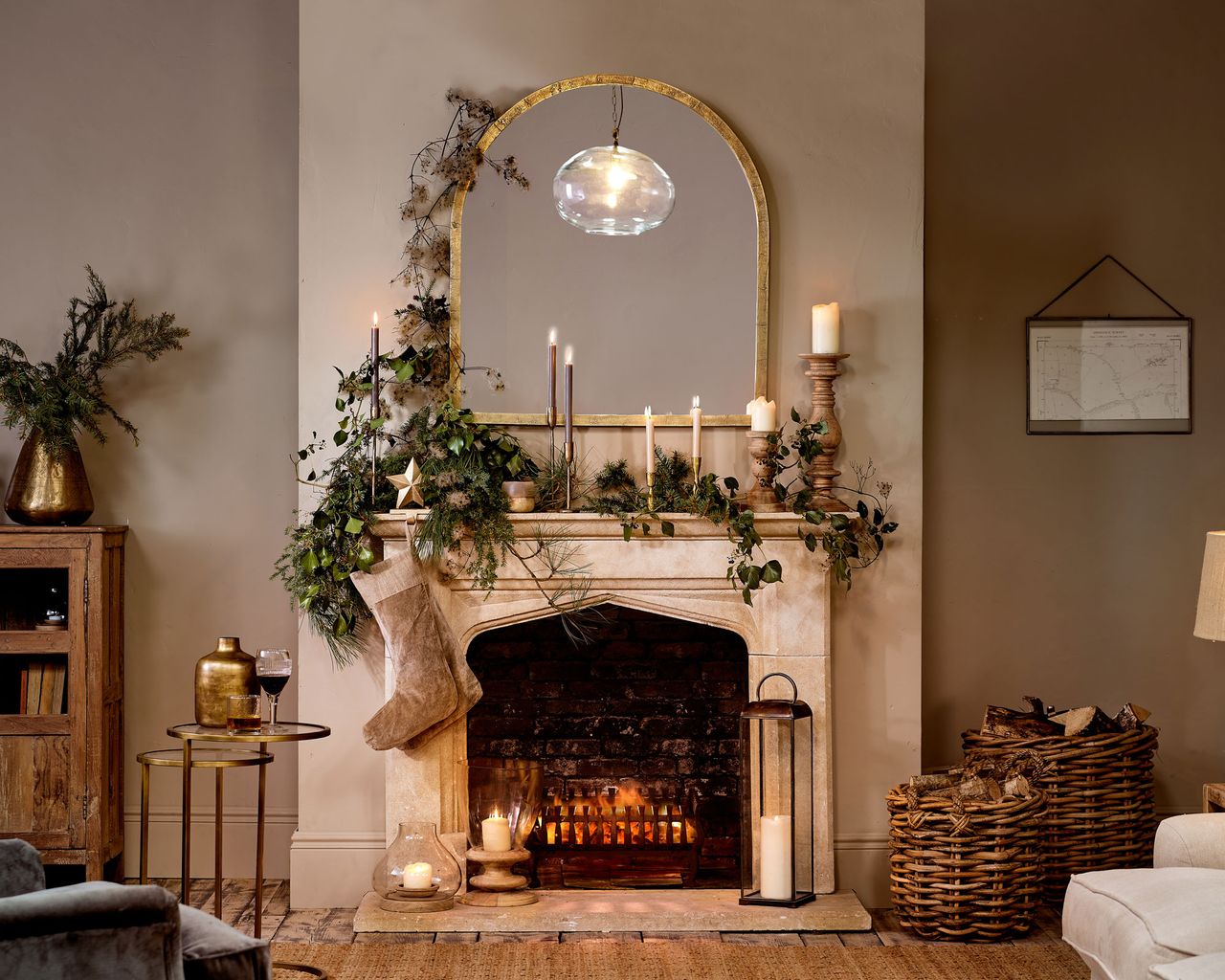 10 Christmas fireplace decor ideas that turn up the glimmer and glow