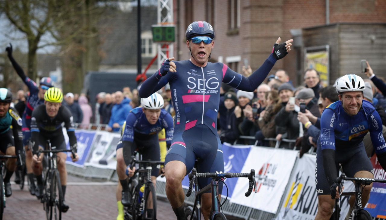 Dekker wins the Dorpenomloop Rucphen