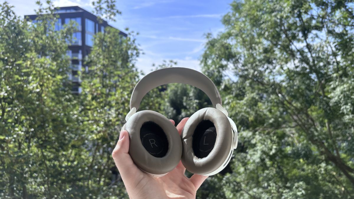 Sennheiser Momentum 5 on leafy London backdrop