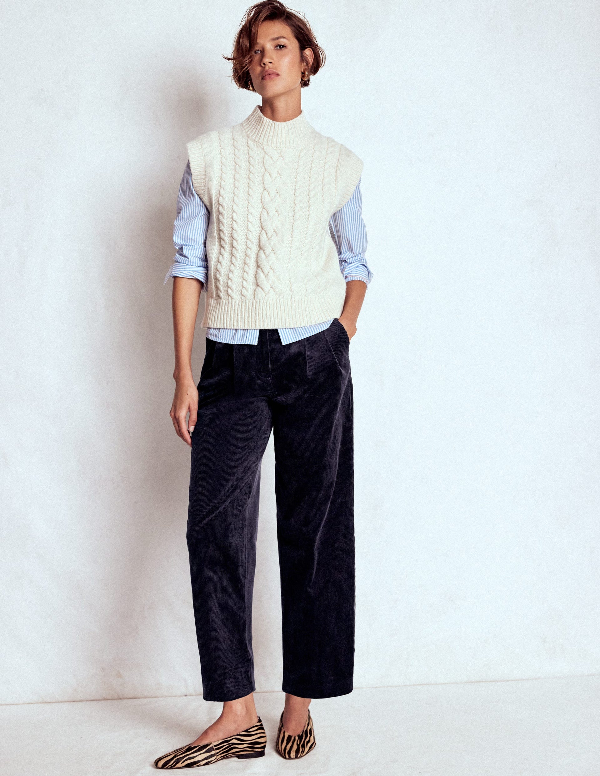 Bloomsbury Cord Trousers-Navy