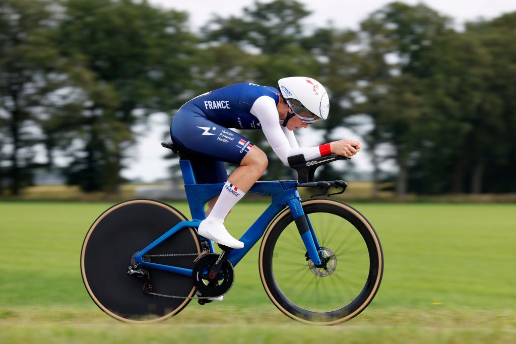 Audrey Cordon-Ragot in action in the elite women's UEC time trial