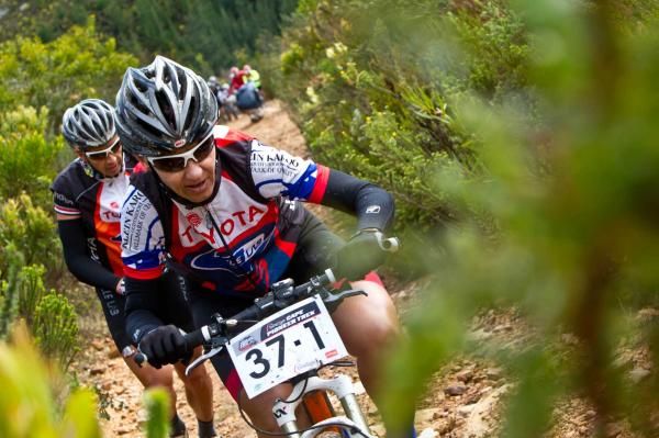 Yolande De Villers and Yolande Speedy win the woman's category