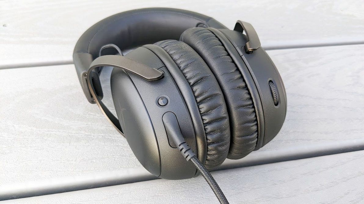 Review: HyperX's new Cloud 3 is the best $99 gaming headset | Windows