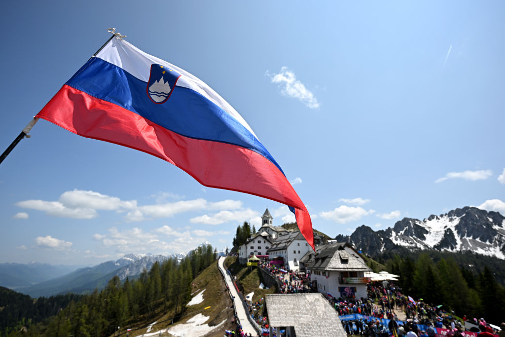stage 20 giro d'italia slovenian flag