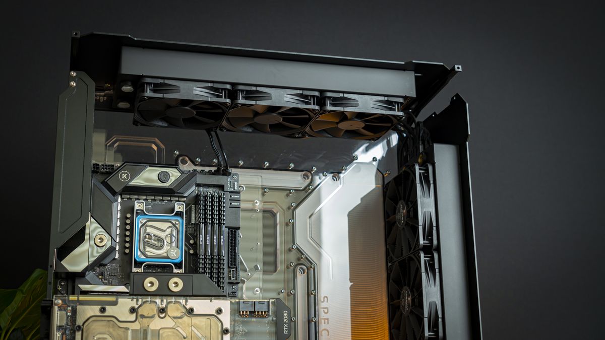 Blue Shift, Spectre III PC Build