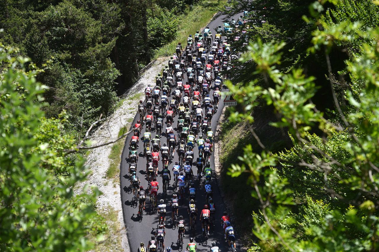 The peloton bunched together