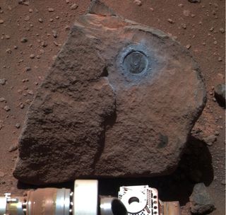 Weird Rock Offers Glimpse Deep Inside Mars