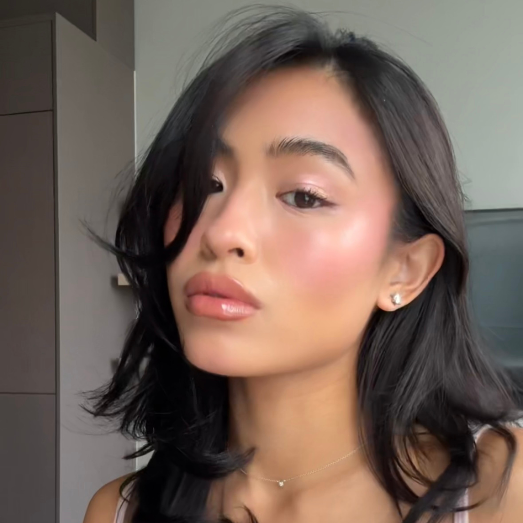 Frostbitten blush is proving to be the prettiest winter make-up look that'll—here's how to wear it