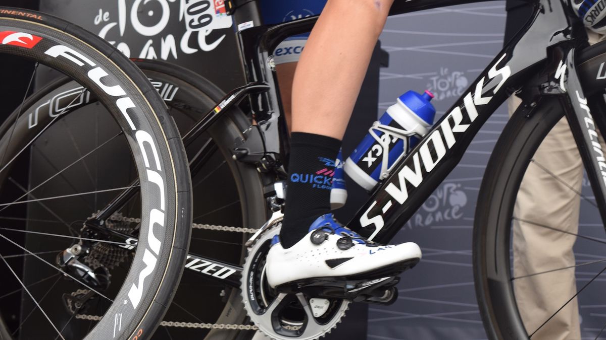 Julien Vermote has Quickstep team colours on his Lake CX 237 shoes