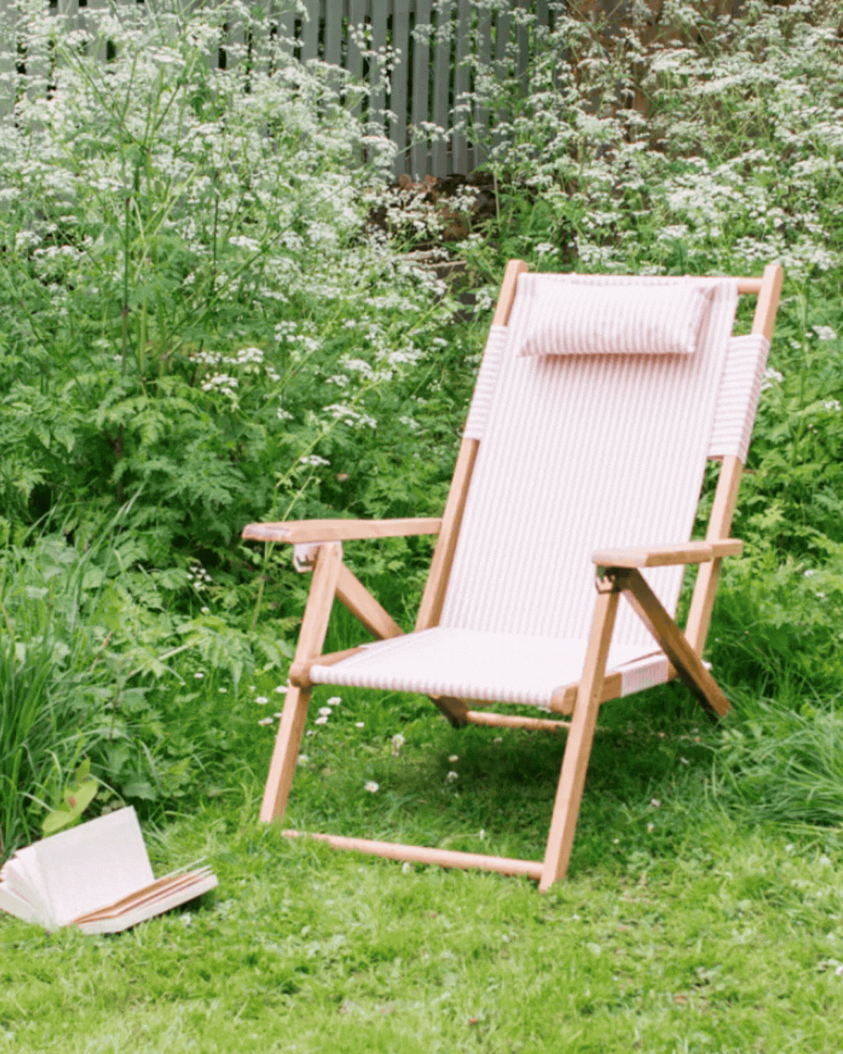 Graham &amp;amp; Green, Riviera Pink Stripe Deck Chair