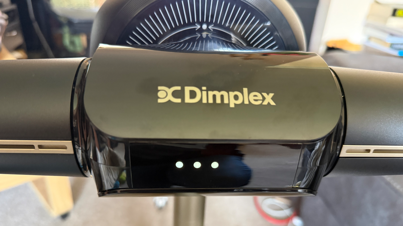 Dimplex FlexBlade showing the indicator lights