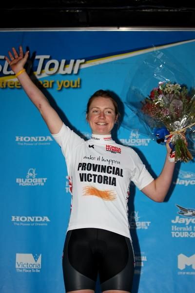 Young Rider competition winner, Lauren Kitchen (HP Pinarello).