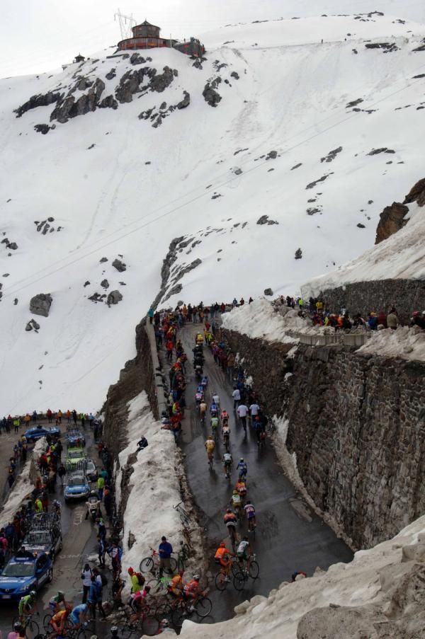 The mighty Passo dello Stelvio.