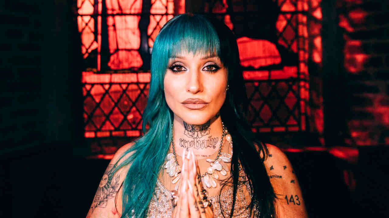 “No matter how bad it gets, you can create something out of the dregs of your life”: The wild past and crazy transformations of RØRY – rock’s new “ADHD bitch” “No matter how bad it gets, you can create something out of the dregs of your life”: The wild past and crazy transformations of RØRY – rock’s new “ADHD bitch”