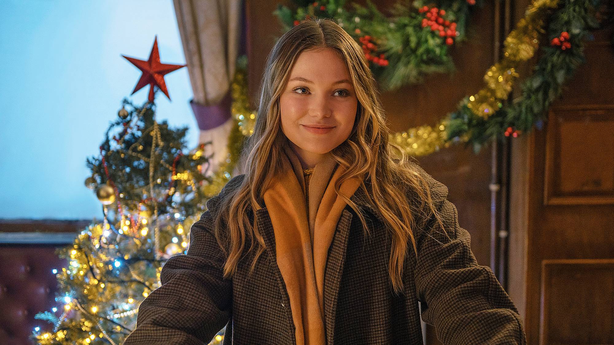 Olivia Holt as Sophia in &quot;Jingle Bell Heist&quot; on Netflix