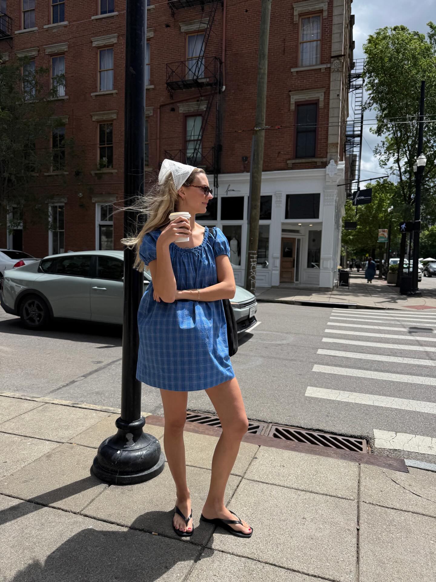 An image of the checked fashion trend, as seen on influencer @hannahallen00.