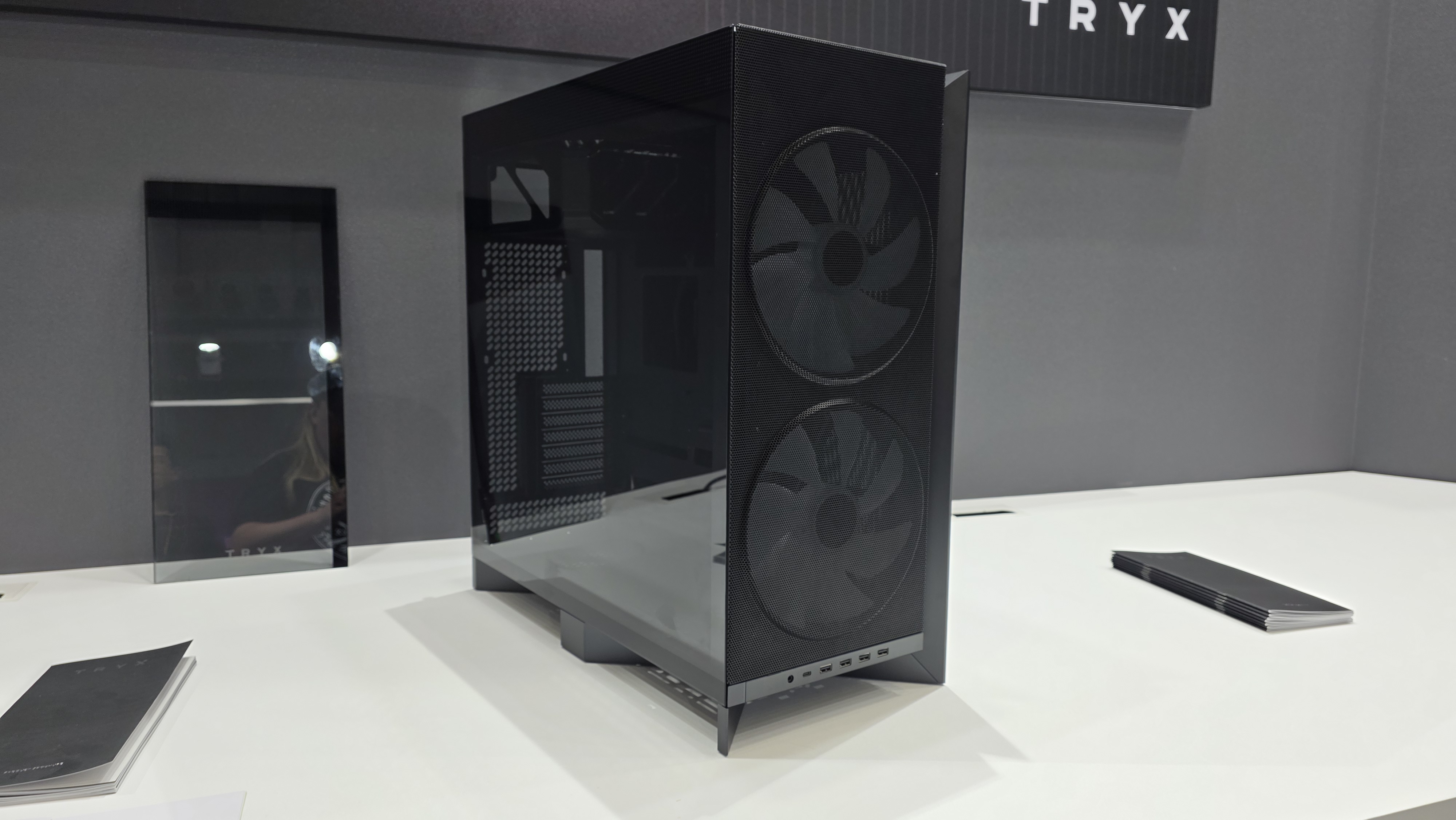 The Tryx Luca Air PC case in black