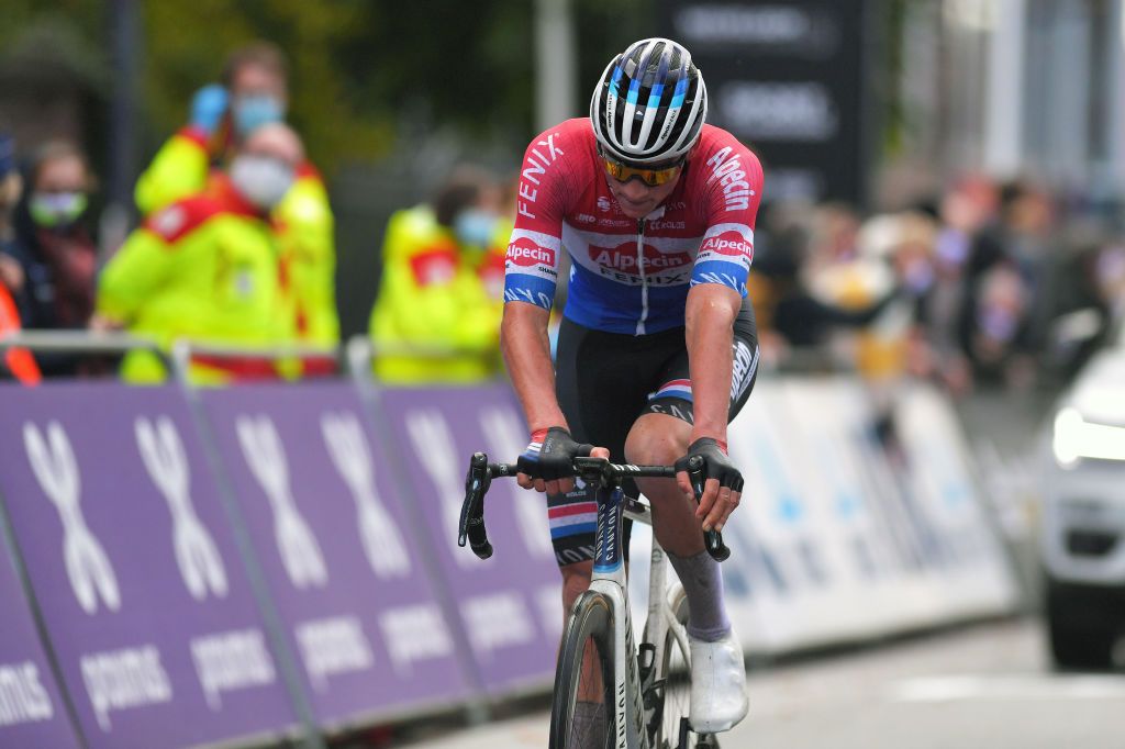 WEVELGEM BELGIUM OCTOBER 11 Arrival Mathieu Van Der Poel of The Netherlands and Team AlpecinFenix during the 82nd GentWevelgem In Flanders Fields 2020 Men Elite a 2325km race from Ypres to Wevelgem GentWevelgem FlandersClassic on October 11 2020 in Wevelgem Belgium Photo by Luc ClaessenGetty Images