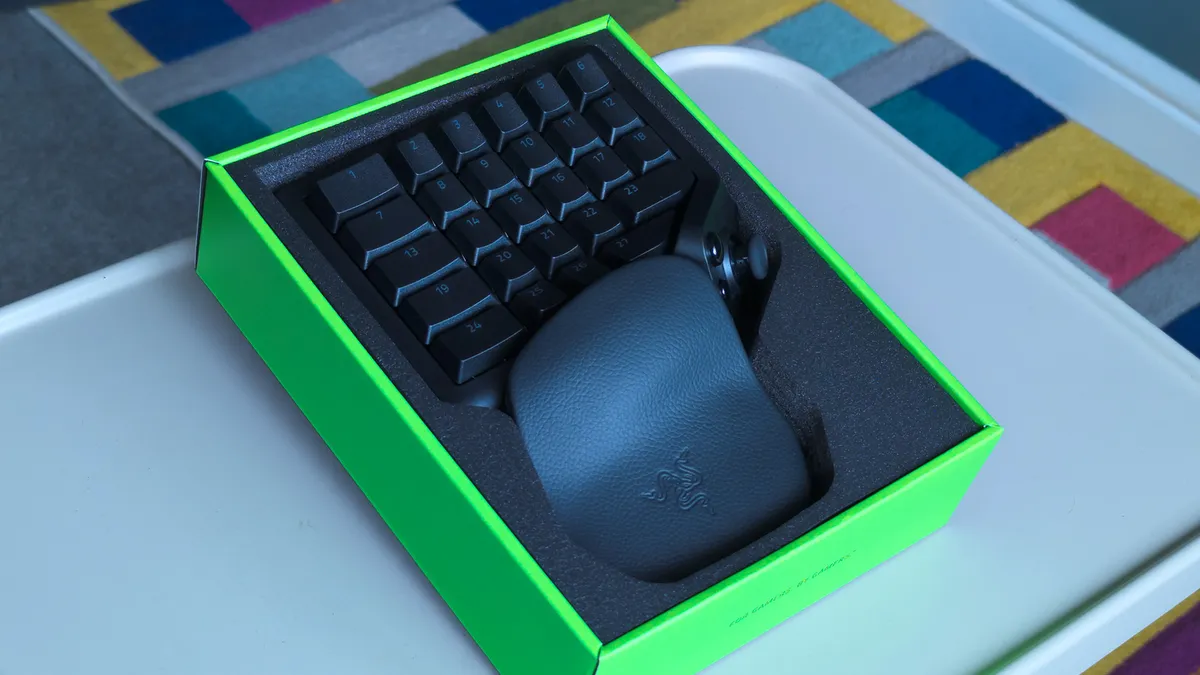 Обзор Razer Tartarus V2 Pro: уникальный игровой кейпад с нюансами Обзор Razer Tartarus V2 Pro: уникальный игровой кейпад с нюансами