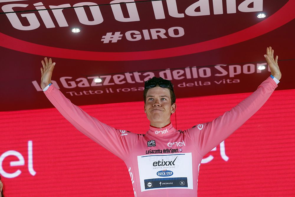 Bob Jungels (Etixx-Quickstep) in the maglia rosa