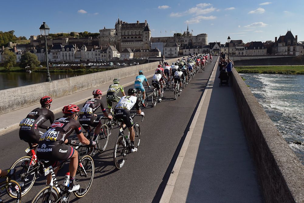 Scenery along the route of Paris-Tours
