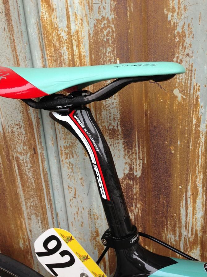 The FSA K-Force post was doing a fine job of securing the Fi'zi:k Antares saddle
