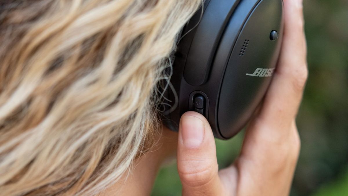 The 3 Best Bose Headphones of 2024: Reviews 
