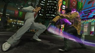 Kiryu dodges Majima's dagger attack in Yakuza Kiwami, part of the Majima Everywhere fight system