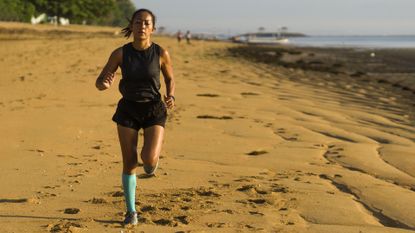 Why all runners should use compression - Canadian Running Magazine