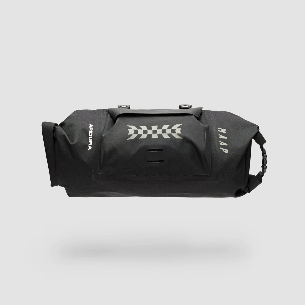 Maap X Apidura Handlebar Pack review – compact and stylish 