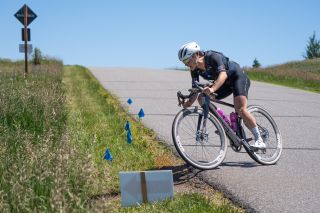 Life Time Grand Prix: Stella Hobbs uses long-range solo attack to win elite women's Big Sugar Gravel