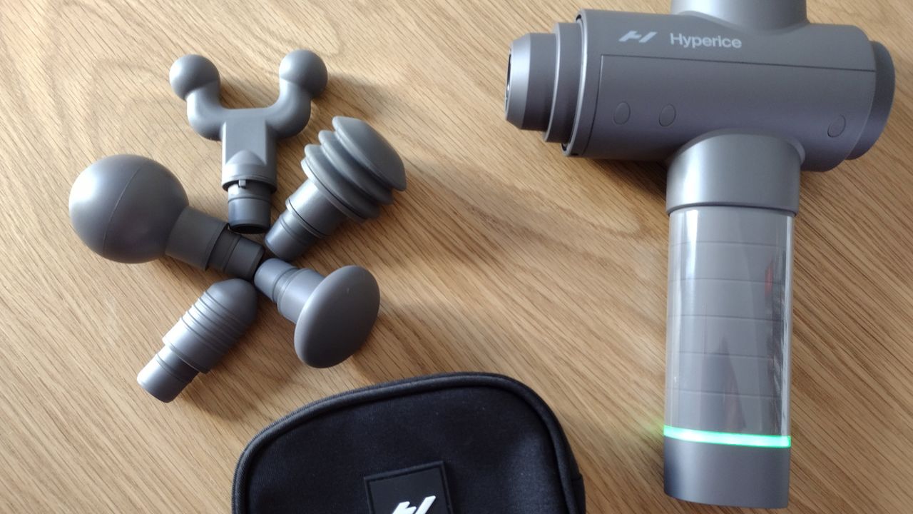 hypervolt 2 massage gun size and design