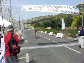 Inbar Ronen on her way to victory in Haifa, Israel